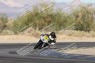 media/Nov-02-2025-CVMA (Sun) [[337aff29ab]]/Race 17-Amateur Supersport Middleweight/
